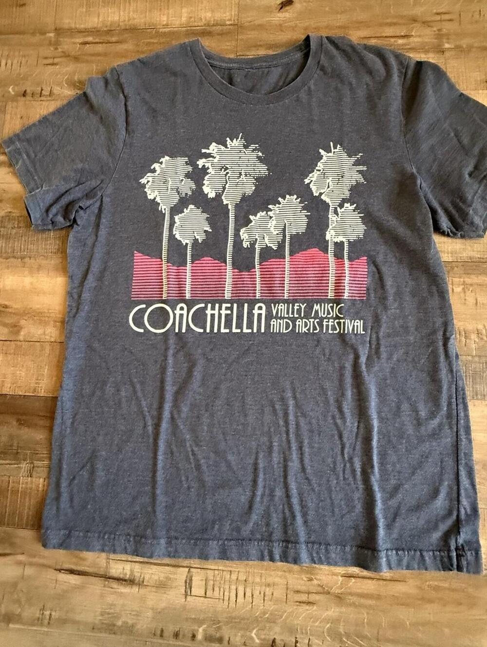 2017 Coachella Music Festival Lineup Shirt M Radiohead Lady Gaga Kendrick Lamar